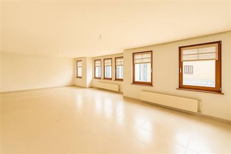 Appartement te huur - Foto 2