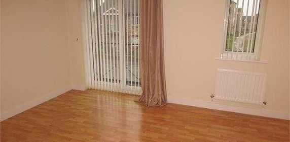 Langsett Court, Lakeside, Doncaster, DN4 - Photo 2