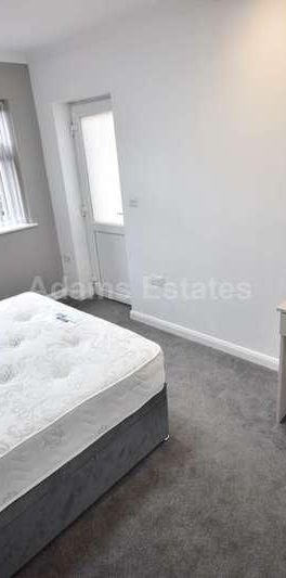 Wokingham Road, Reading, RG6 - Photo 1