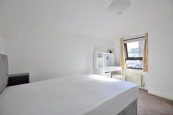 2 bedroom house to rent - Photo 1