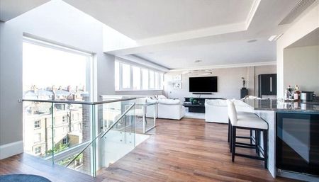 3 bedroom penthouse to rent - Photo 2