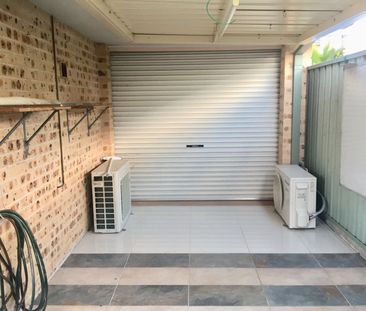 3 BEDROOM TOWNHOUSE IN CANLEY VALE - Photo 2