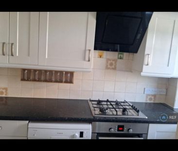 3 bedroom terraced house to rent - Photo 3