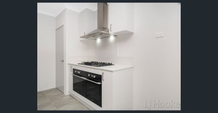 Near new seaside home - Photo 5