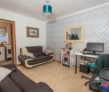 16 Empire Street, Belfast, BT12 6GJ - Photo 2