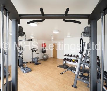 1 Bedroom Studio for rent in St Michaels Lane - Photo 5