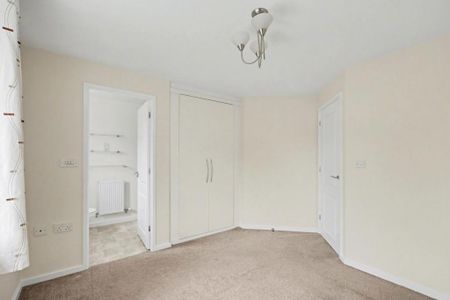 3 bedroom terraced house to rent - Photo 4