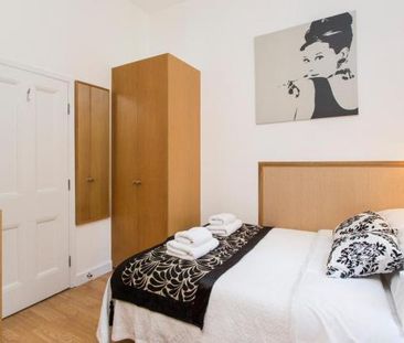 Studio to rent - Photo 2