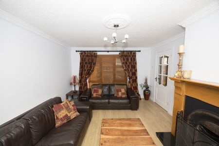 2 Springwell Walk, Lurgan, BT66 8SJ - Photo 2