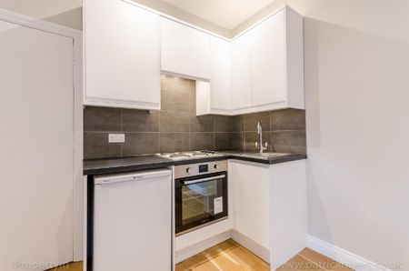 Studio to rent - Photo 5