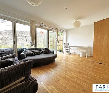 Compton Avenue, Brighton, East Sussex, BN1 3PS - Photo 3