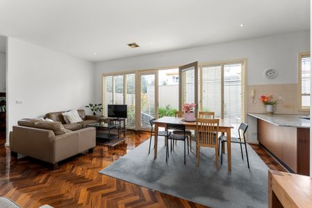 4/97 Orlando Street, Hampton VIC 3188 - Apartment For Rent | Domain - Photo 3