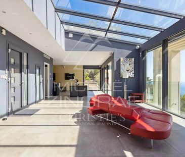 Villefranche-sur-Mer – Superbe villa contemporaine avec vue mer - Photo 3