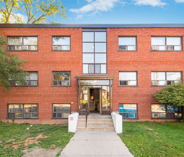 2495 Lake Shore Boulevard, West - Photo 1