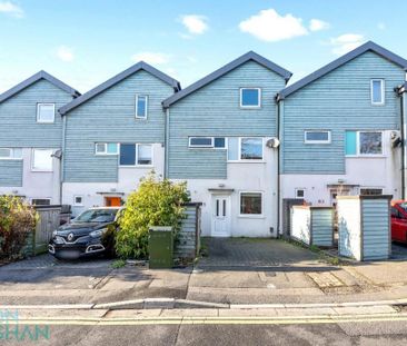 4 bedroom semi-detached house to rent - Photo 5