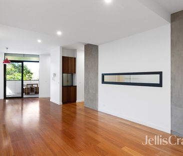 Architectural living among the treetops - Photo 3