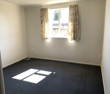 Lovely 2 bedroom Home - Photo 6