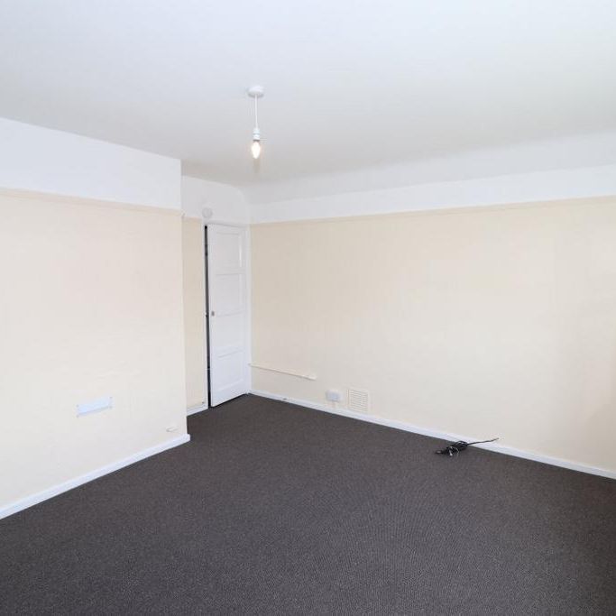 2 bedroom maisonette to rent - Photo 1