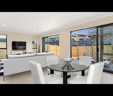 Excellent Location - Photo 2