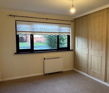 2 bedroom detached bungalow to rent - Photo 4