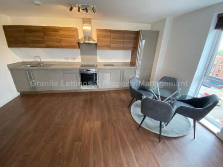 3 bedroom apartment to rent - Photo 5