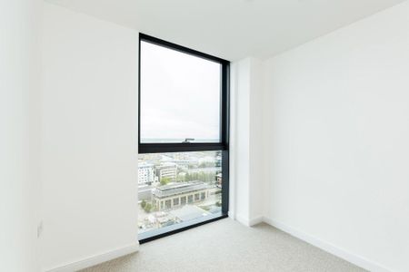 3 bedroom apartment to rent - Photo 3