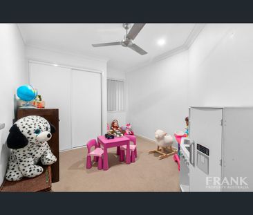 15 Maurie Pears Crescent, Pimpama, Qld 4209 - Photo 3