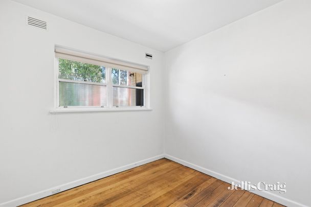 8/195 Brighton Road, Elwood - Photo 1