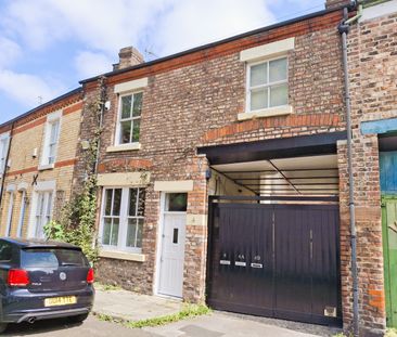 2 Bed Terraced House, Little Parkfield Road, L17 - Photo 2