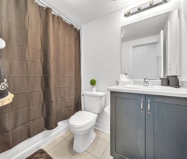 For Lease - 15 Finegan Circle, Brampton, Ontario - Photo 5