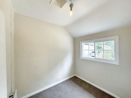 2 bed house to rent in Ford Street, Wellington, TA21 - Photo 2