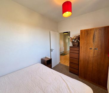 3 bedroom flat to rent - Photo 6