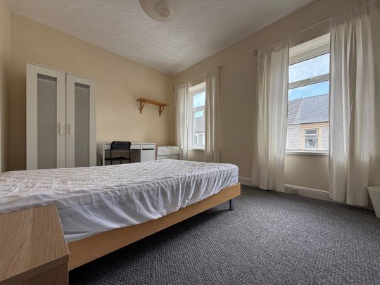 Cyfarthfa Street, Roath - Photo 1
