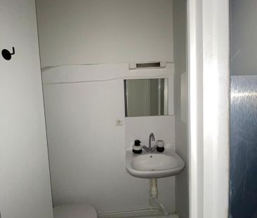 Location Appartement 1 pièce 20m² - Photo 2