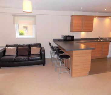 4 bedroom flat to rent - Photo 5