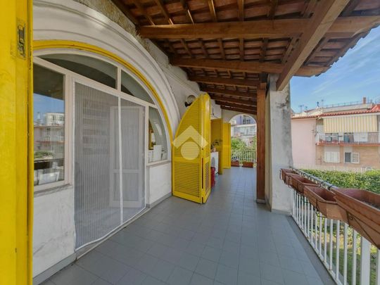 5 locali in affitto - Photo 1