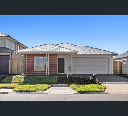 8 Wallangara Boulevard, Harkness, Vic 3337 - Photo 2