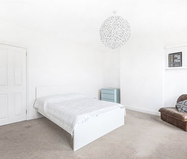 Stanley Road, N15, London - Photo 5