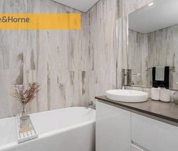 Spacious & Renovated Unit - Photo 5