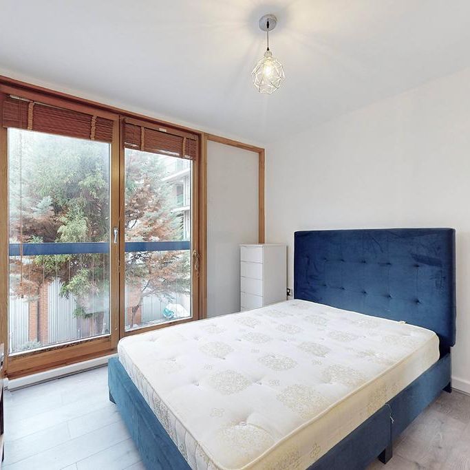 3 bedroom flat to rent - Photo 1