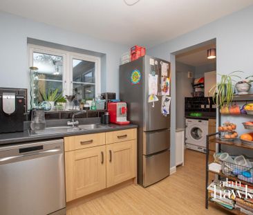 4 bedroom detached house to rent - Photo 4