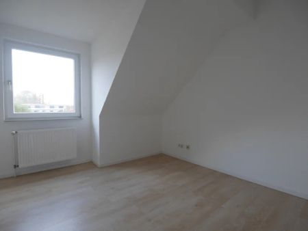 Helle 3-Zimmer-Wohnung mit Balkon - Foto 2