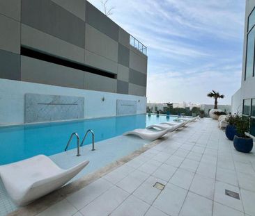 High Floor | Fully Furnished | Spacious - Photo 1