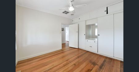 Charming Essendon Home in a Sought-After Lifestyle Location - Photo 3