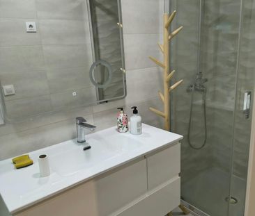 Piso de alquiler en Avinguda de Pérez Galdós, Nou Moles - Photo 2