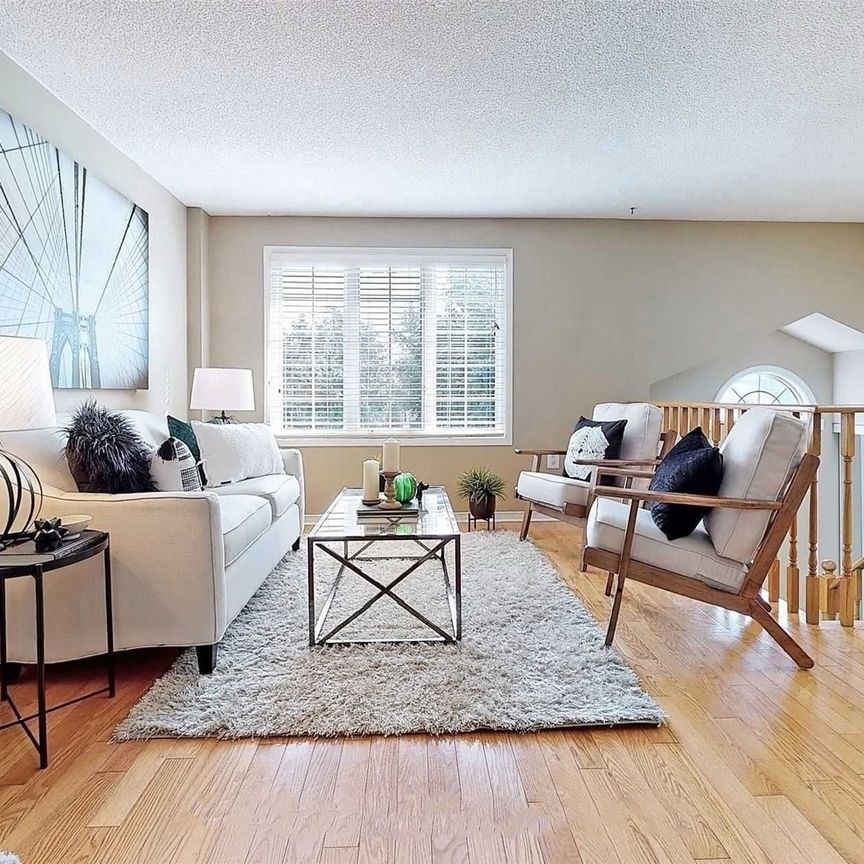 For Lease - 48 Jones Drive, Barrie, Ontario - Photo 1