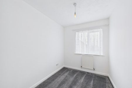 3 bedroom detached house to rent - Photo 5