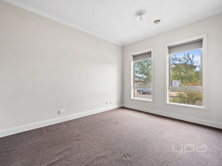 1/10 Haywood Grove, Melton West - Photo 4