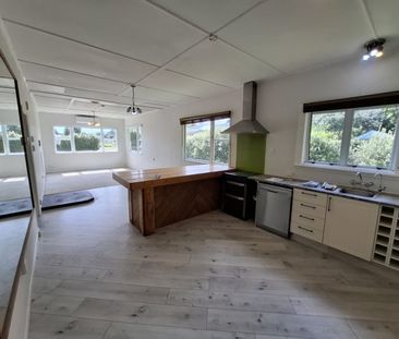 18 Cummings Street, Okato - Photo 2