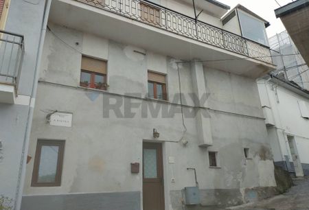 Porzione Di Casa in L'Aquila - Foto 5